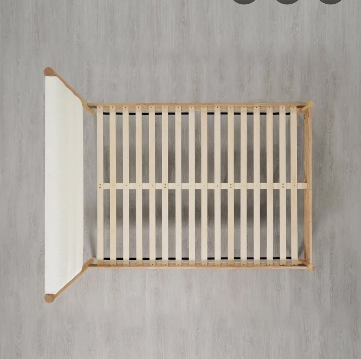 Luxury Velvet Bed Frame - Image 3