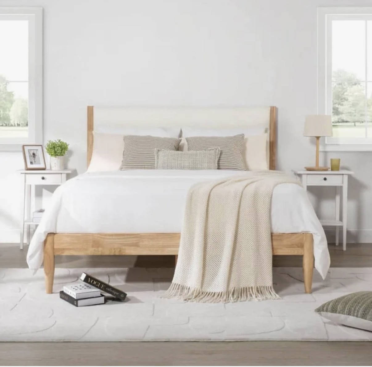Luxury Velvet Bed Frame - Image 2